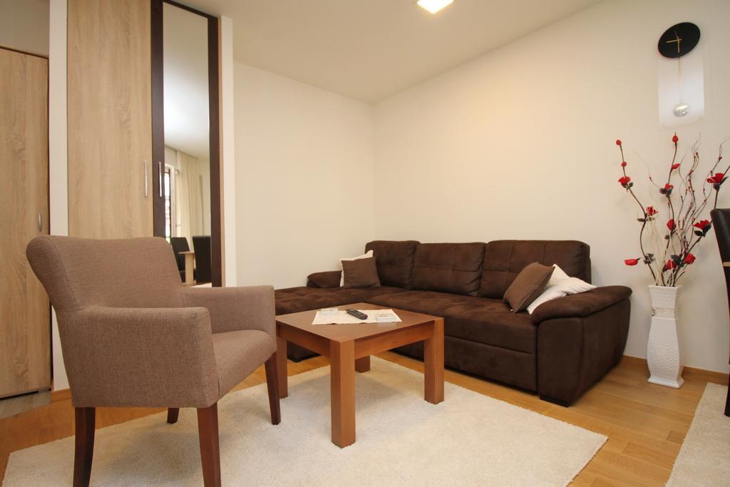 Lux Apartment Lazarevic Zlatibor Esterno foto