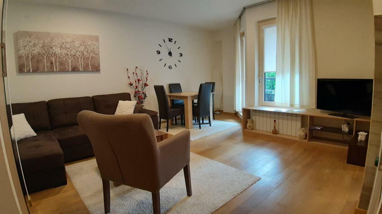 Lux Apartment Lazarevic Zlatibor Esterno foto